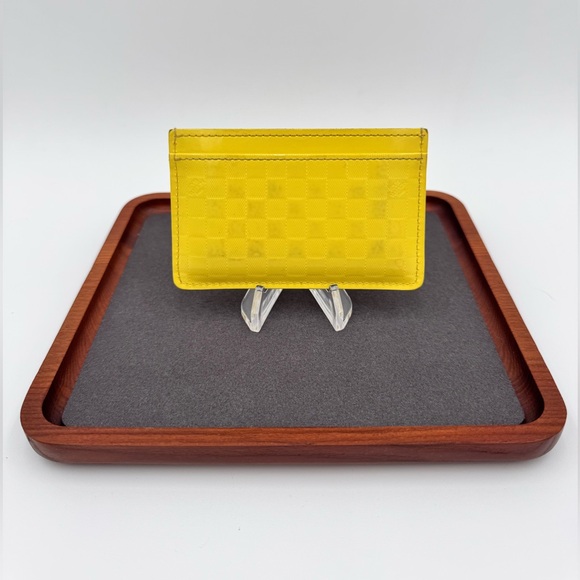 Limited Edition Louis Vuitton Damier Facette Card Holder - Picture 2 of 11